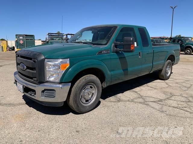 Ford F-250 Autre fourgon / utilitaire