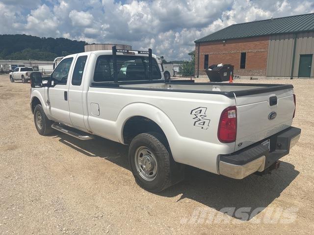 Ford F-250 Autre fourgon / utilitaire