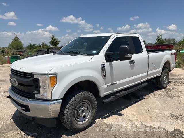 Ford F-250 Autre fourgon / utilitaire
