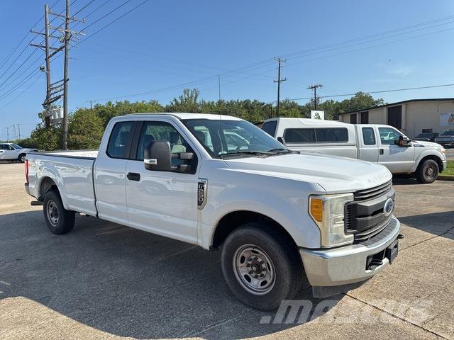 Ford F-250 Autre fourgon / utilitaire