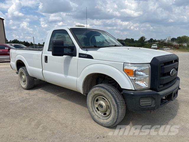 Ford F-250 Autre fourgon / utilitaire