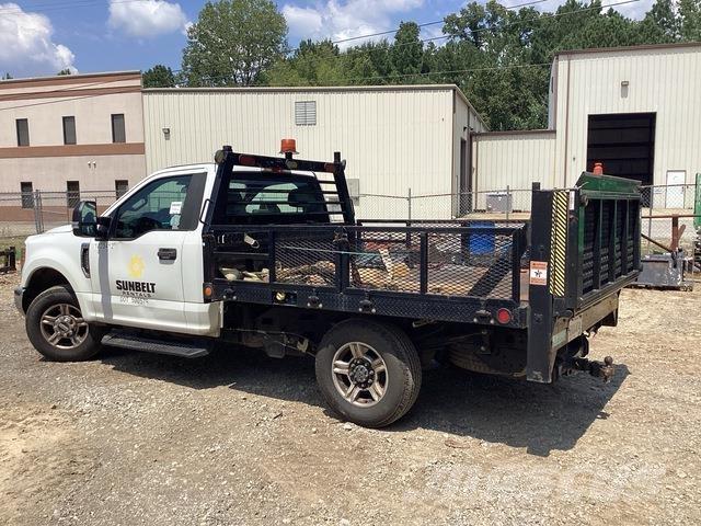 Ford F-250 Camion plateau