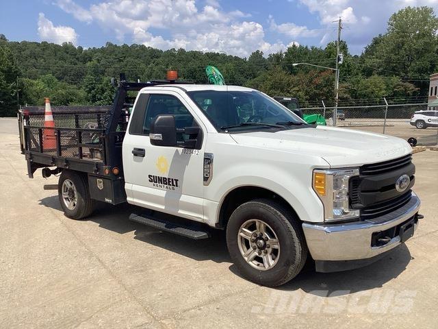 Ford F-250 Camion plateau