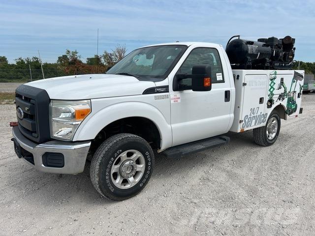 Ford F-250 Camions et véhicules municipaux