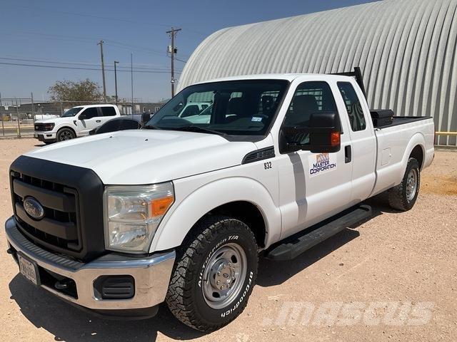 Ford F-250 Utilitaire benne