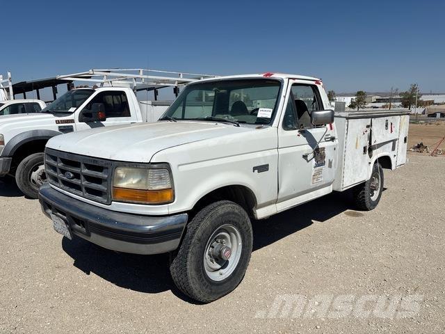 Ford F-250 Utilitaire benne