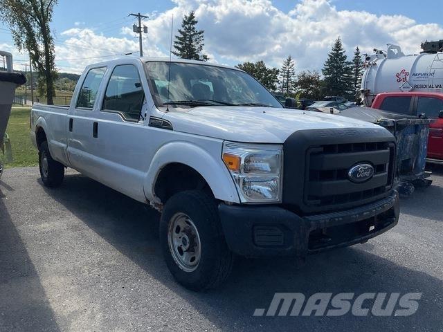 Ford F-250 Utilitaire benne