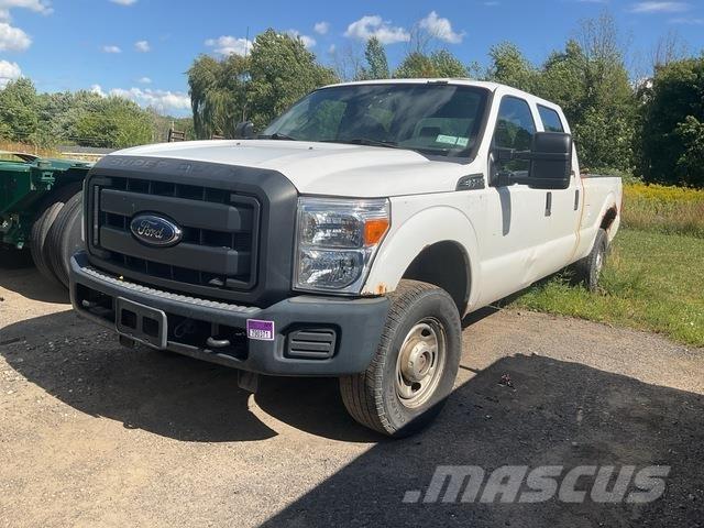 Ford F-250 Utilitaire benne