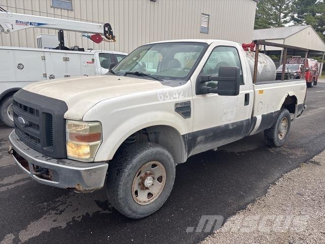 Ford F-250 Utilitaire benne