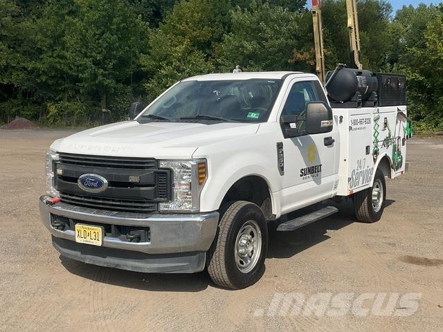 Ford F-250 Camions et véhicules municipaux