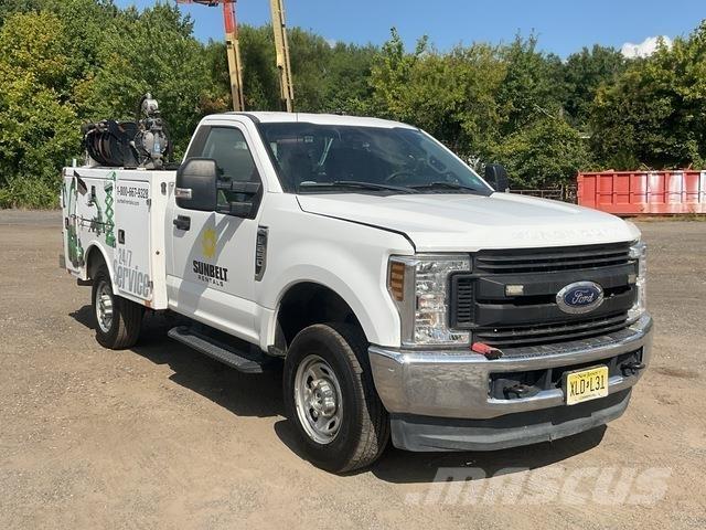 Ford F-250 Camions et véhicules municipaux