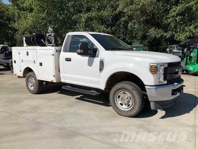 Ford F-250 Camions et véhicules municipaux