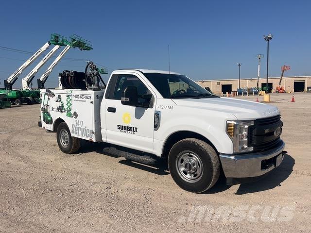 Ford F-250 Camions et véhicules municipaux
