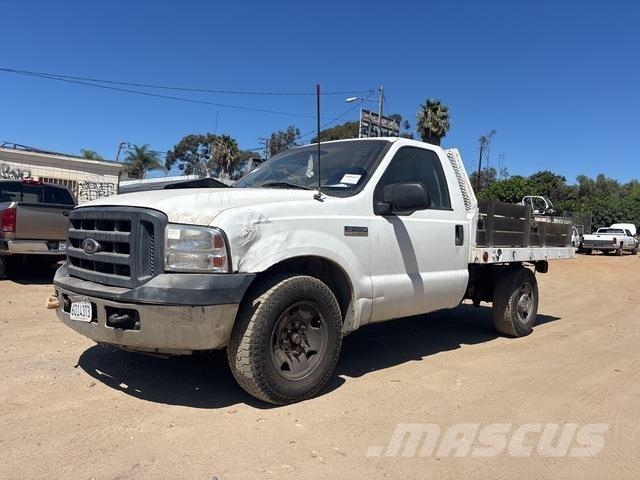 Ford F-250 Camion plateau