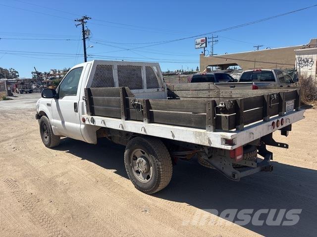 Ford F-250 Camion plateau