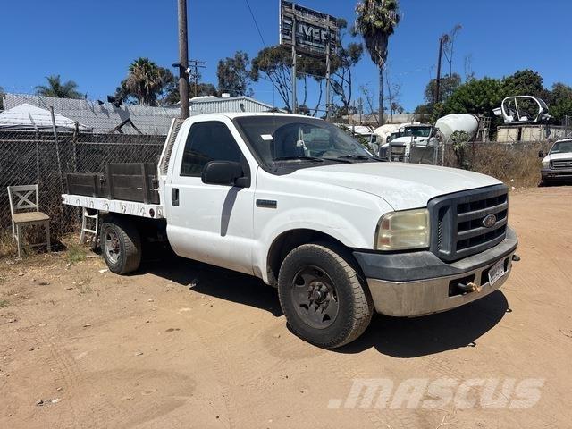 Ford F-250 Camion plateau