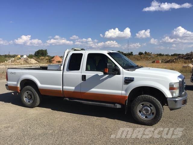 Ford F-250 Utilitaire benne