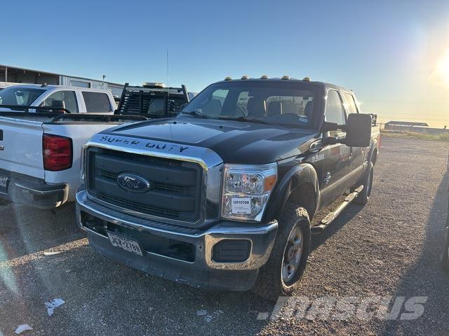 Ford F-250 Utilitaire benne