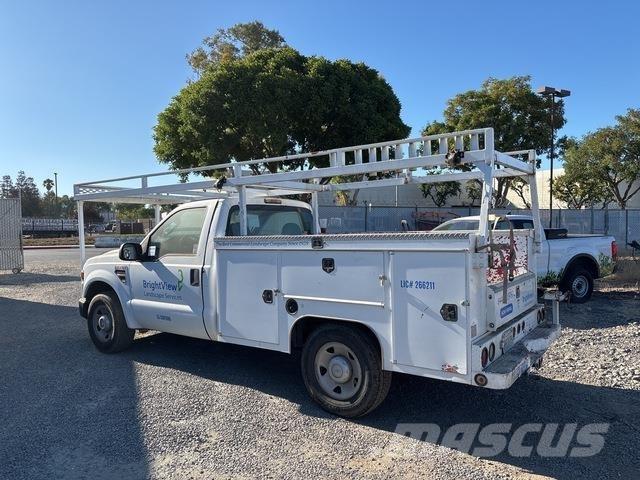 Ford F-250 Utilitaire benne