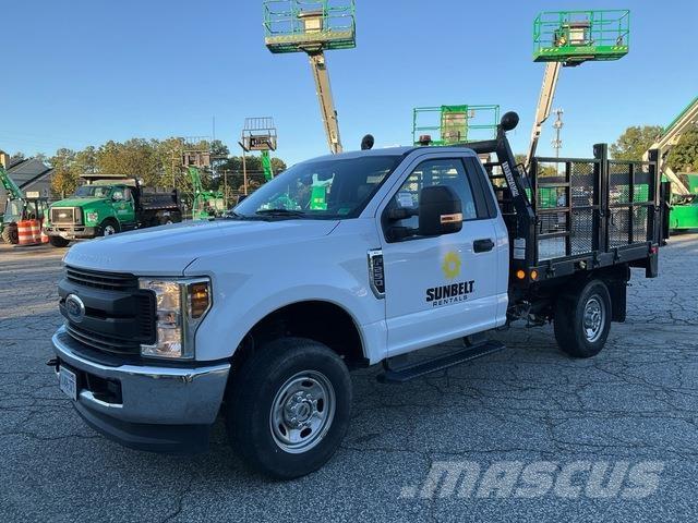 Ford F-250 Camion plateau
