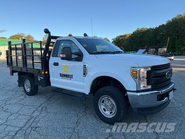 Ford F-250 Camion plateau