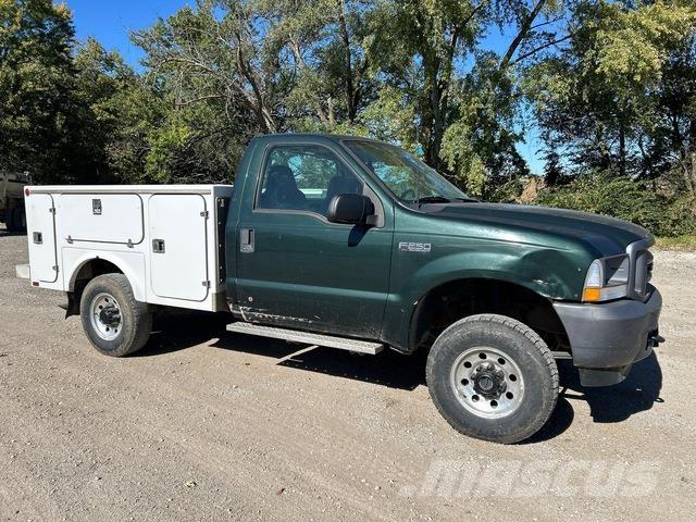 Ford F-250 Utilitaire benne