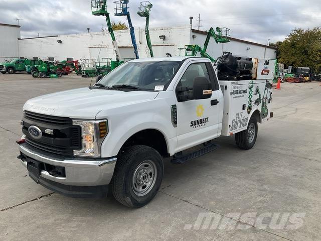 Ford F-250 Camions et véhicules municipaux