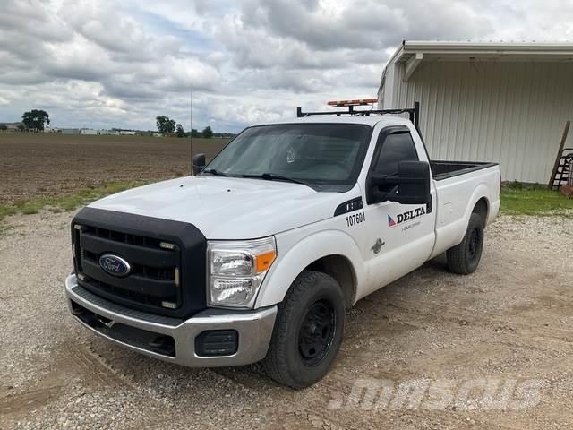 Ford F-250 SD Autre fourgon / utilitaire