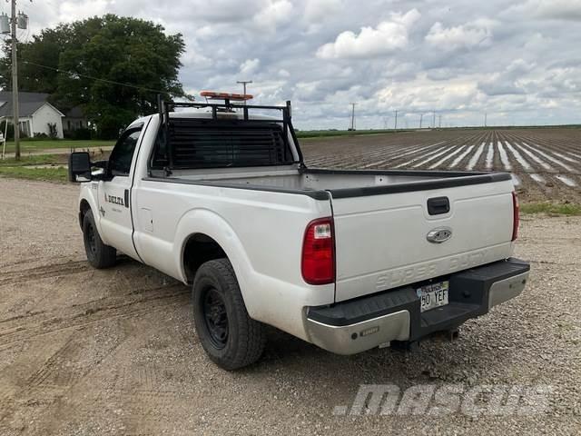 Ford F-250 SD Autre fourgon / utilitaire