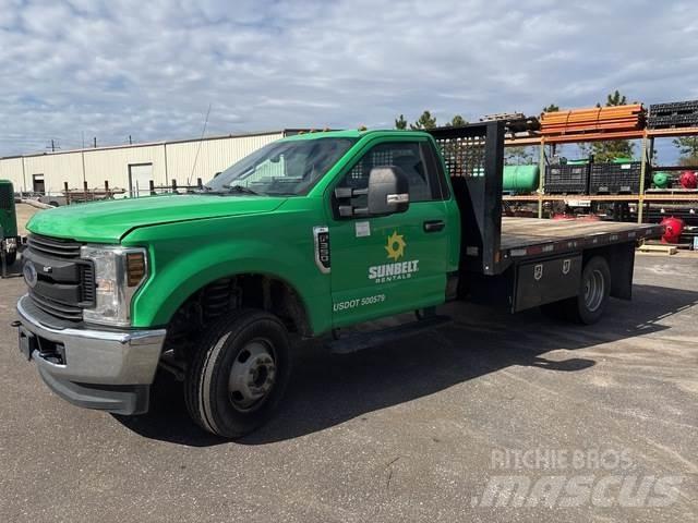 Ford F-350 Camion plateau