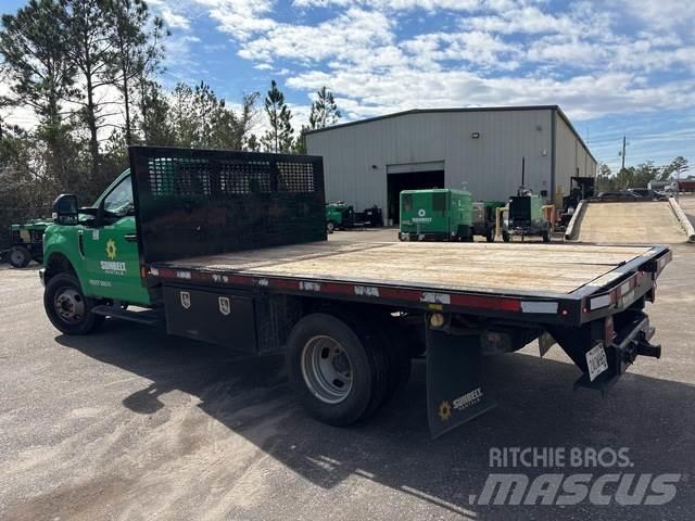 Ford F-350 Camion plateau