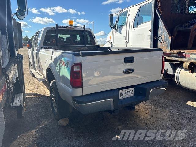 Ford F-350 Utilitaire benne