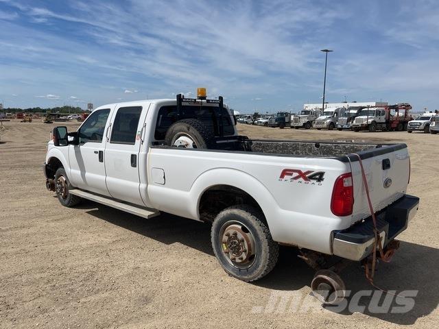 Ford F-350 Utilitaire benne