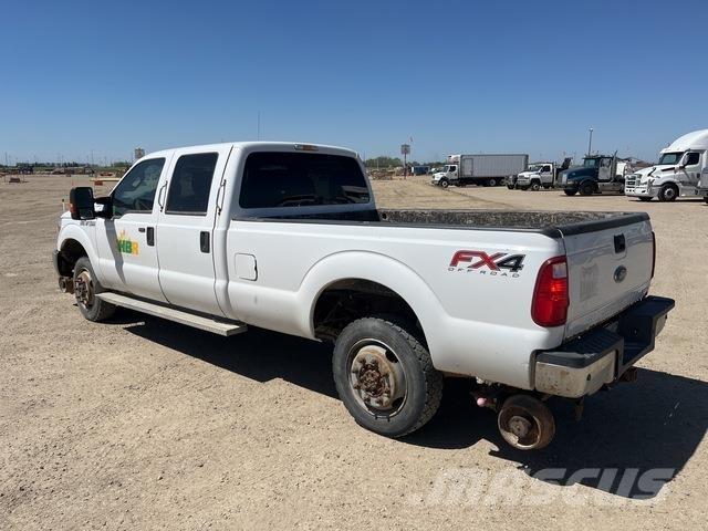 Ford F-350 Utilitaire benne