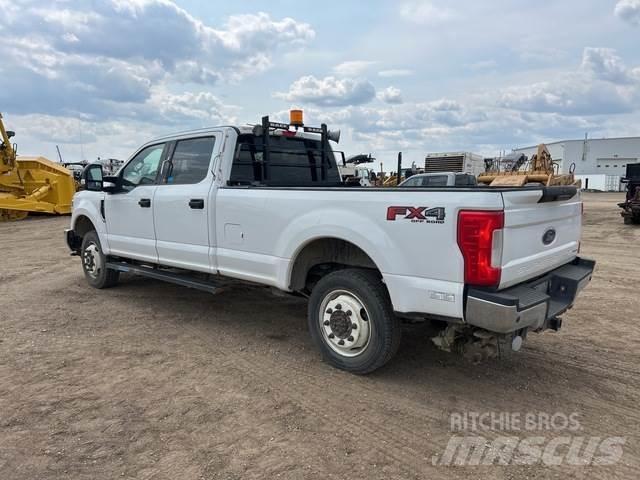 Ford F-350 Autre fourgon / utilitaire