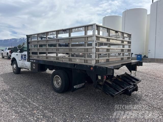 Ford F-350 Camion plateau