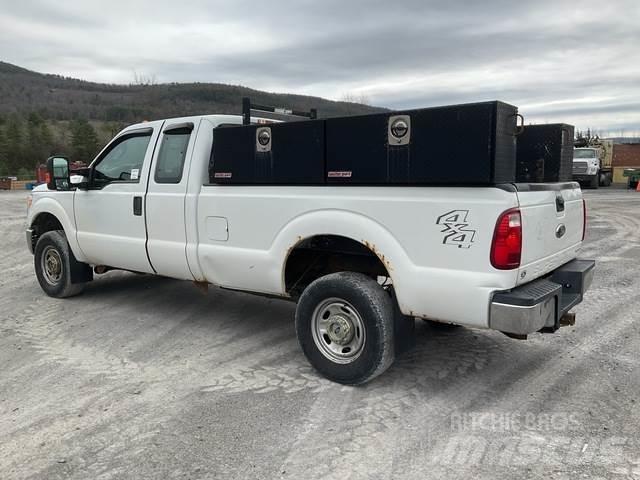 Ford F-350 Autre fourgon / utilitaire