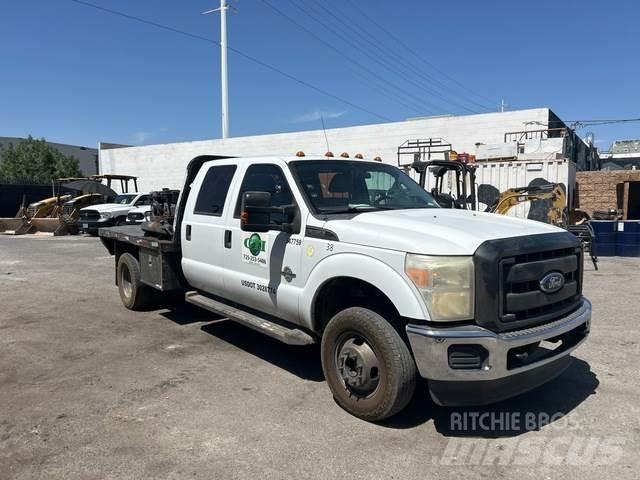 Ford F-350 Camion plateau