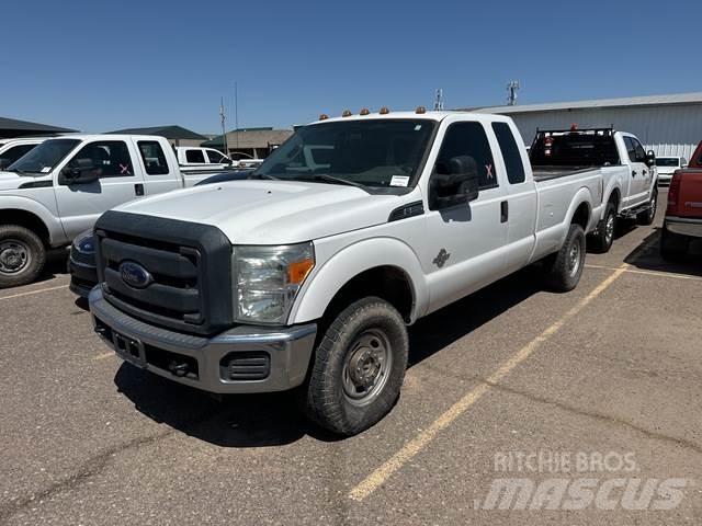 Ford F-350 Autre fourgon / utilitaire