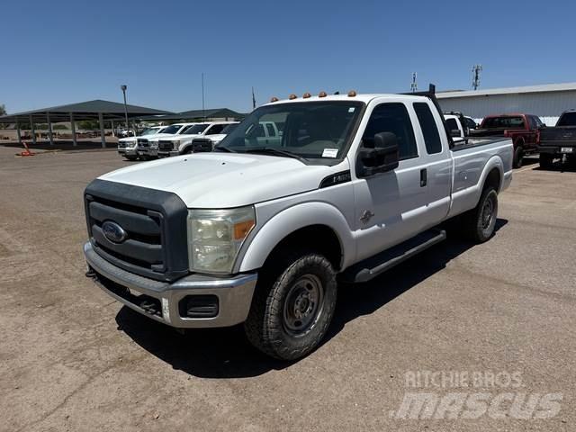 Ford F-350 Autre fourgon / utilitaire