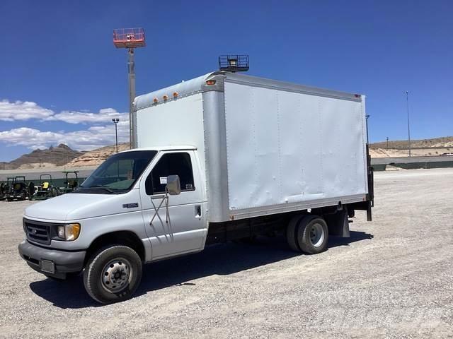 Ford F-350 Camion Fourgon