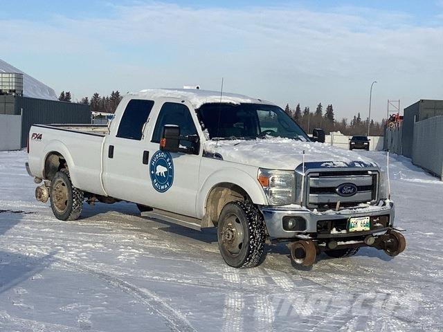 Ford F-350 Utilitaire benne