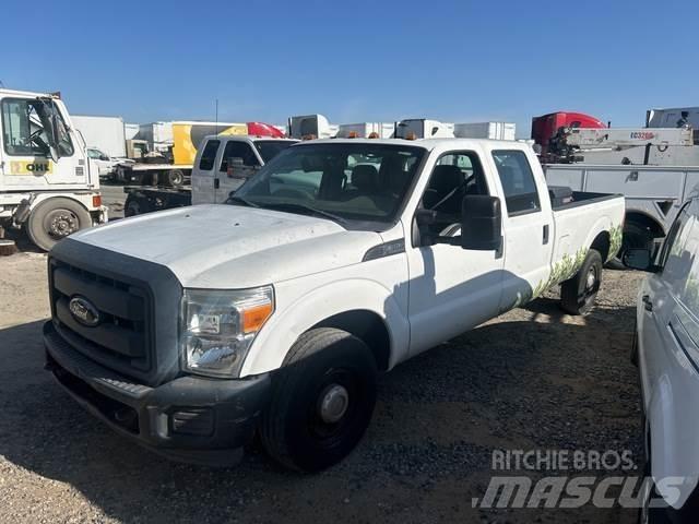 Ford F-350 Autre fourgon / utilitaire