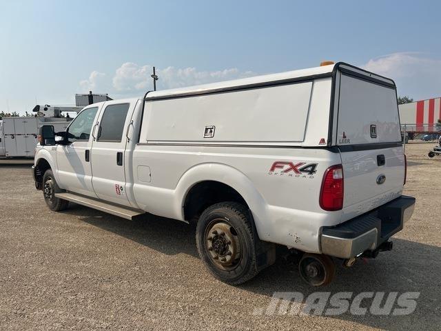 Ford F-350 Utilitaire benne