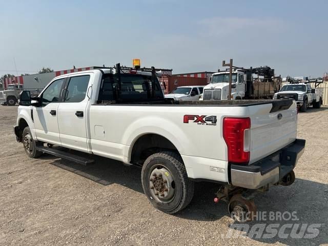 Ford F-350 Autre fourgon / utilitaire