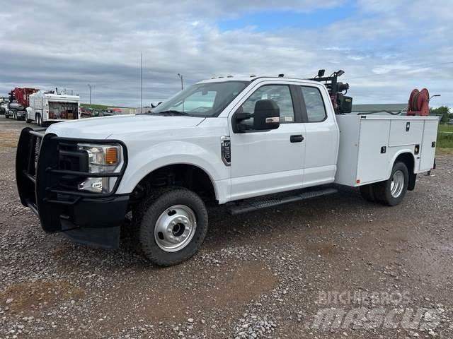 Ford F-350 Camions et véhicules municipaux