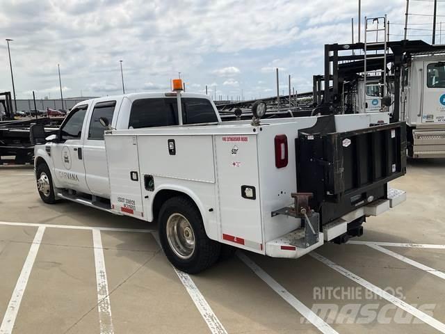 Ford F-350 Utilitaire benne