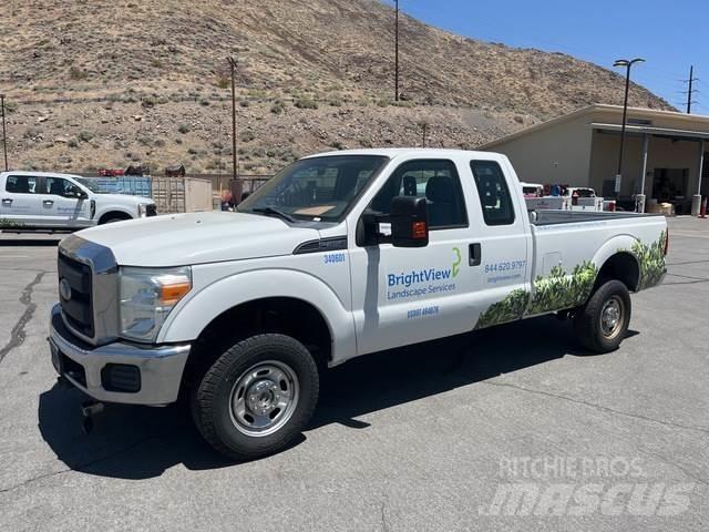 Ford F-350 Autre fourgon / utilitaire