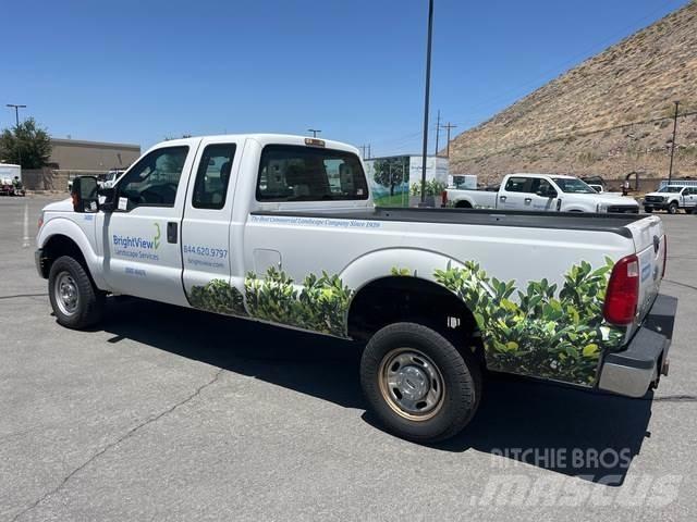 Ford F-350 Autre fourgon / utilitaire