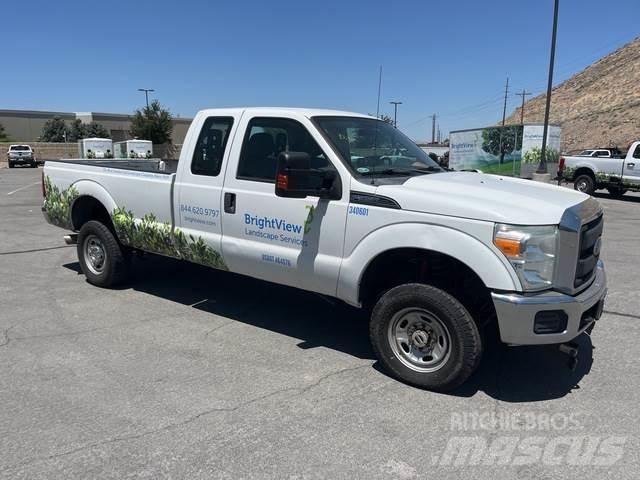 Ford F-350 Autre fourgon / utilitaire